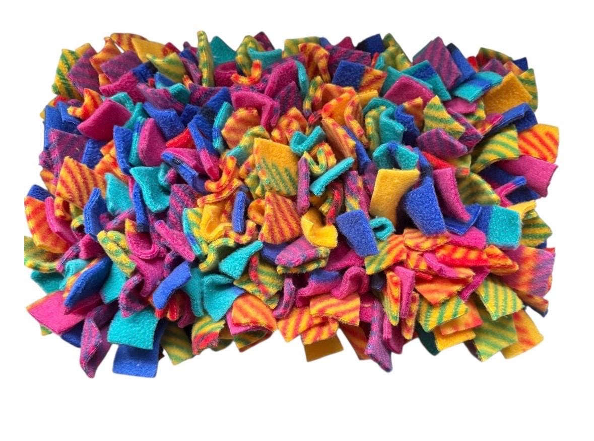 Medium Snuffle Mat for Dogs | Dog Enrichment Toy